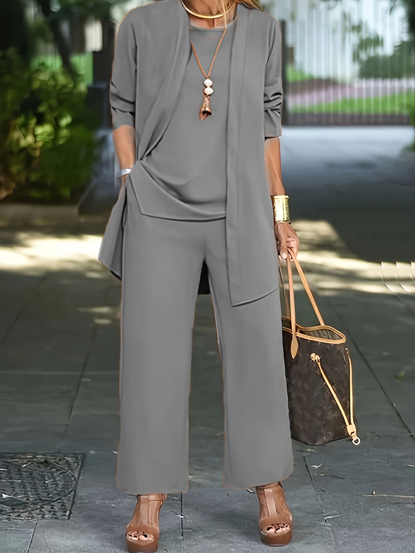 https://cdn.shopify.com/s/files/1/0825/3063/2004/files/557cd4cf-c030-464c-9c7e-6beabdb73b12.jpg?v=1740494864