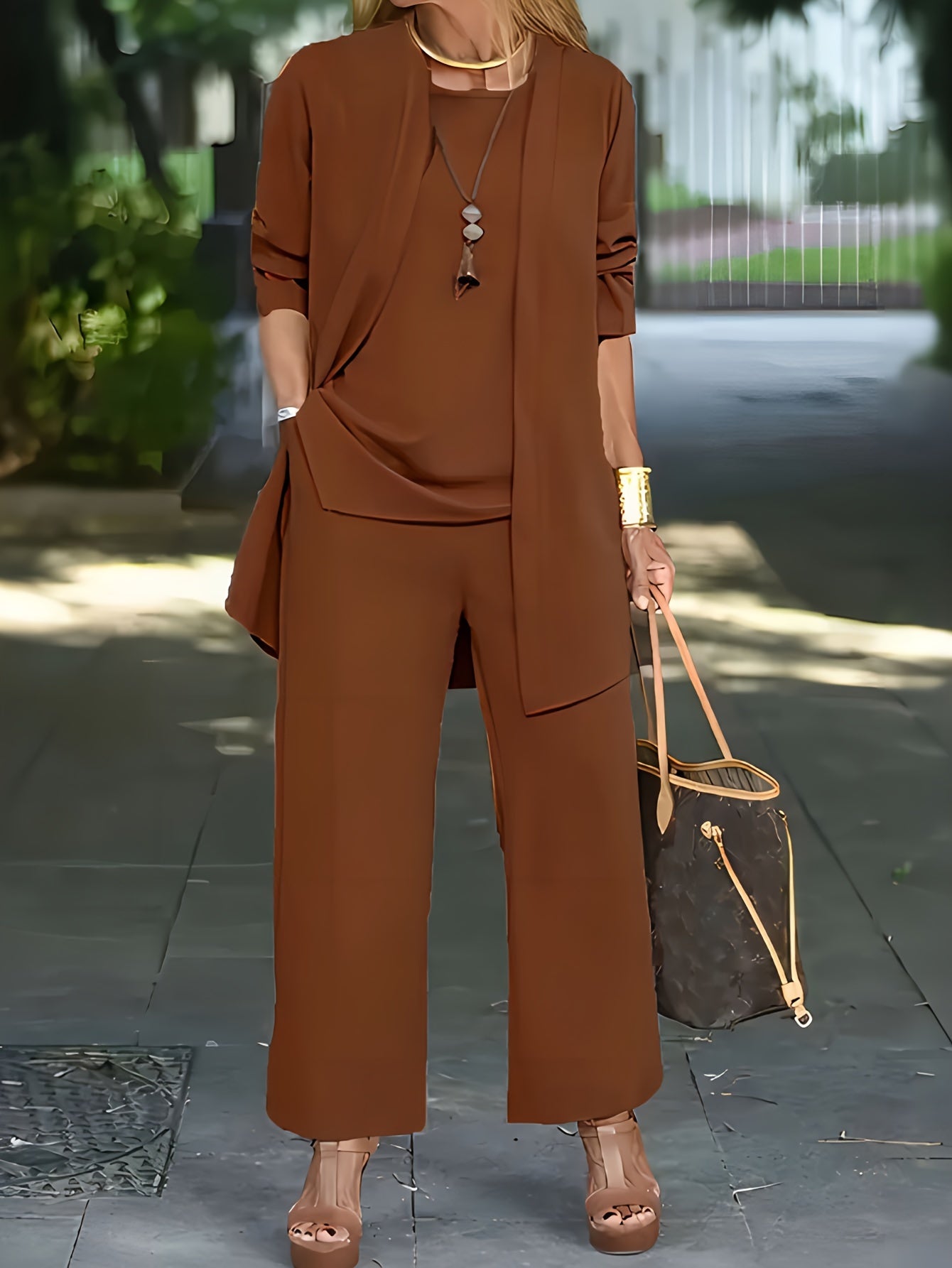 https://cdn.shopify.com/s/files/1/0825/3063/2004/files/7da5cf92-0d62-4518-a340-0053e7ca2b3e.jpg?v=1740494864